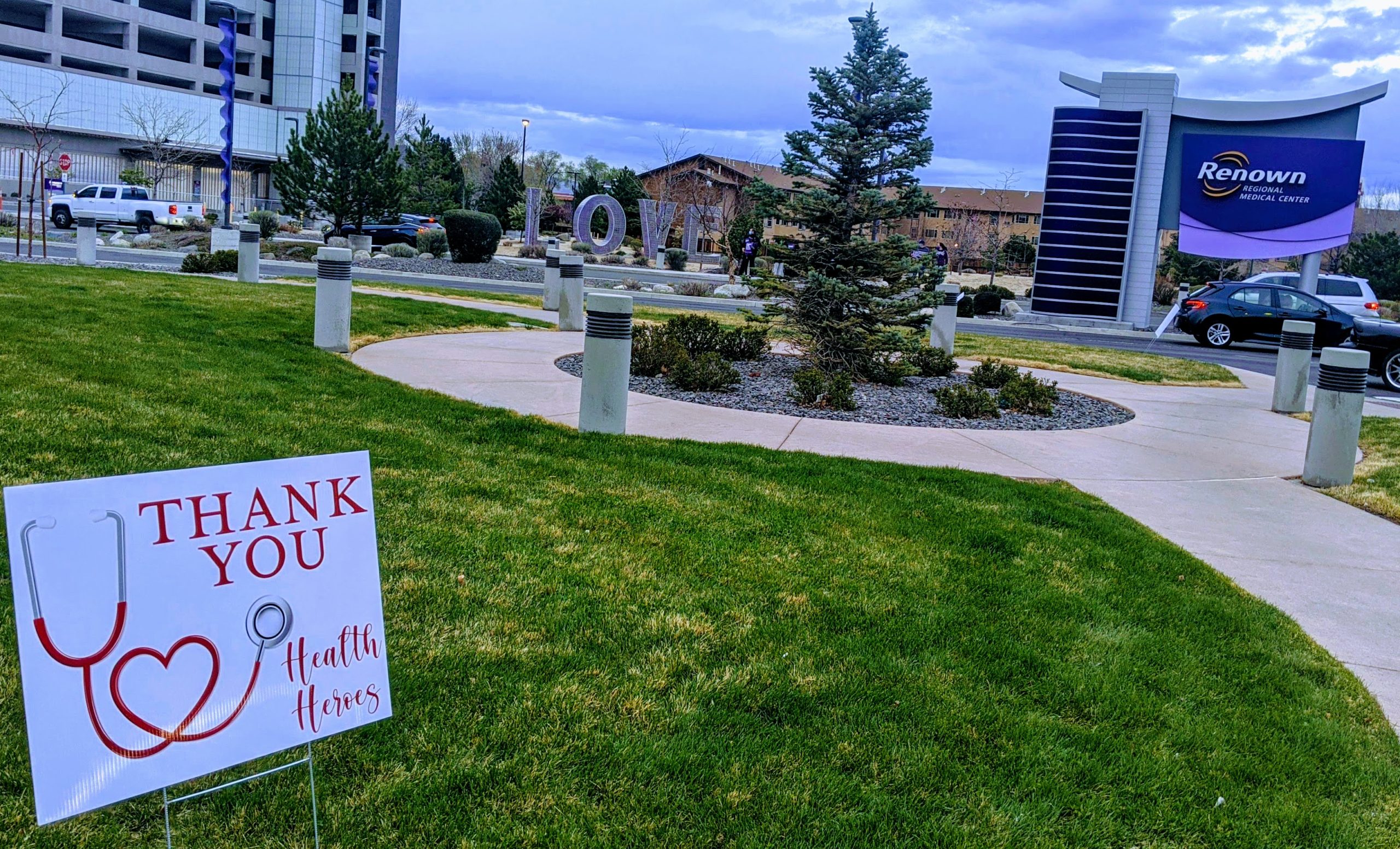 Sign saying "Thank you, health heroes," outside Renown Hospital.